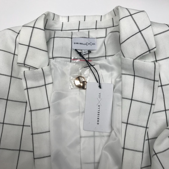 Chriselle x J.O.A. Plaid White and Gray Blazer - Picture 7 of 7